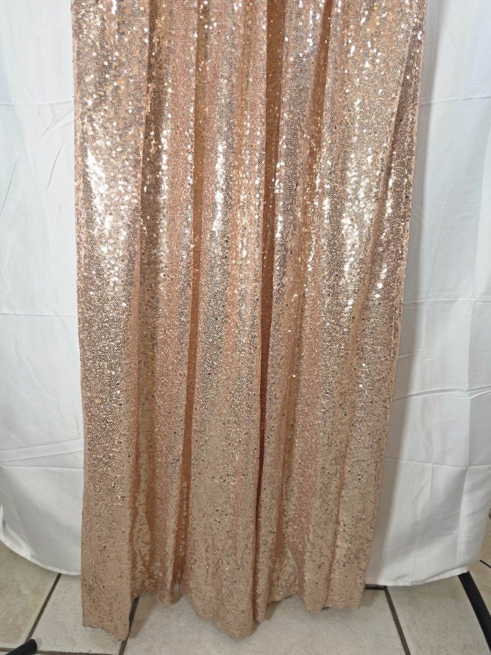 Size L Rose Gold Sequin Maxi Dress V-Neck Sleeveless Formal Gown - Picture 4 of 9